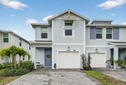 New construction Townhouse house 5672 Se Edgewater Cir, Stuart, FL 34997 - image