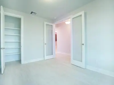 New construction Single-Family house 3113 Hidden Mist, Texas City, TX 77539 plan The Edward C - image 8