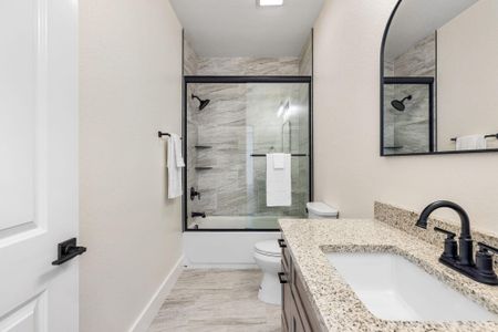 New construction Single-Family house 1012 Creswell Ln, Kerrville, TX 78028 - image 17