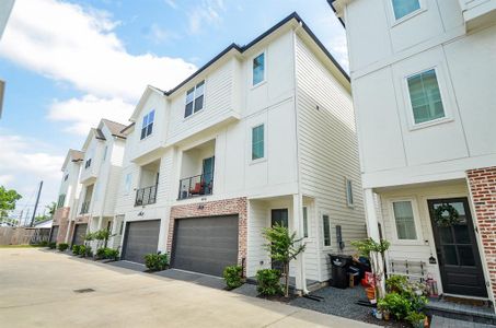 New construction Townhouse house 4915 Ave J, Houston, TX 77011 null- photo 0