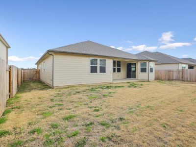 New construction Single-Family house 129 Brahma Dr, Kyle, TX 78640 The Heritage- photo 36 36