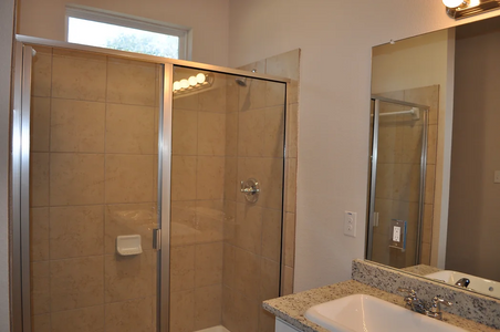 New construction Single-Family house 2219 E Ann Arbor Ave, Dallas, TX 75216 plan Camelia - image 16