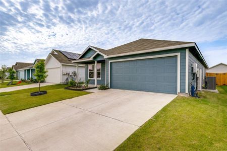 New construction Single-Family house 621 Holleman Dr, Princeton, TX 75407 plan Newlin - image