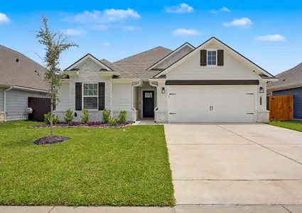 New construction Single-Family house 3112 Margaret Rudder Pkwy, Bryan, TX 77808 - image
