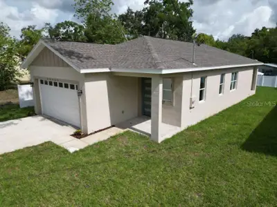 New construction Single-Family house 36755 Thomas Jefferson Rd, Dade City, FL 33525 - image