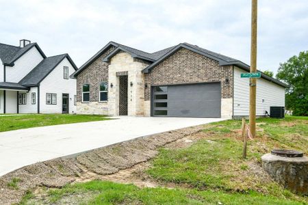 New construction Single-Family house 714 Autumn Ln, Livingston, TX 77351 - image