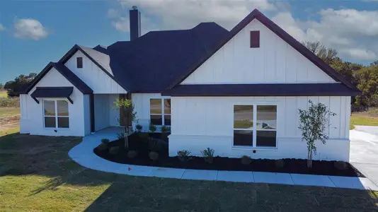 New construction Single-Family house 216 Stuart St, Paradise, TX 76073 - image