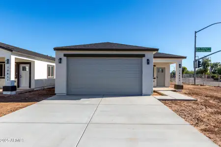New construction Single-Family house 10611 N 81St Ave, Peoria, AZ 85345 - image