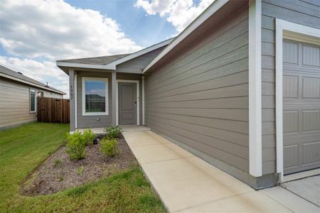 New construction Single-Family house 1907 Wild Orchard Ln, Crandall, TX 75114 Red Oak II- photo 0