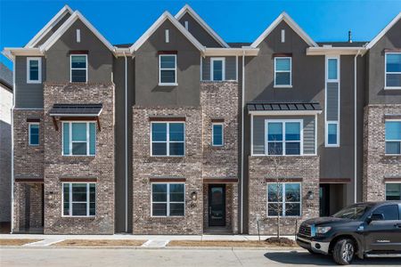 New construction Townhouse house 916 Concan Dr, Plano, TX 75075 Aberdeen- photo 0