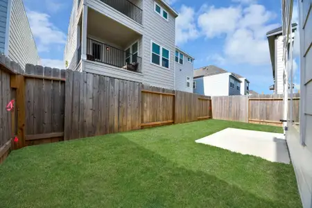 New construction Single-Family house 2216 Via Cami, Houston, TX 77051 - image 3