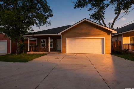 New construction Single-Family house 3719 Commercial, San Antonio, TX 78221 - image