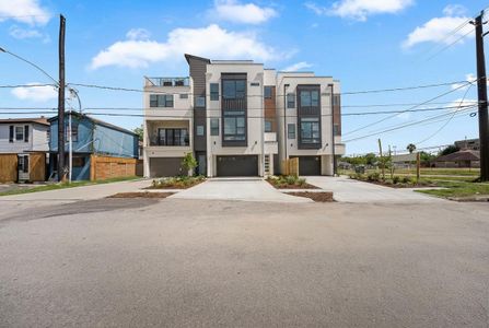 New construction Single-Family house 2427 Bastrop St, Houston, TX 77004 - image
