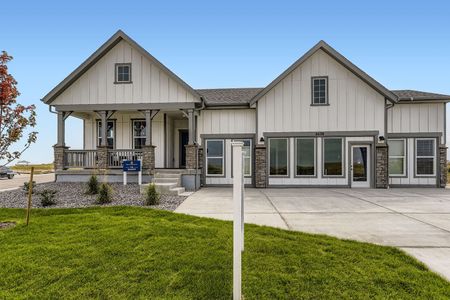 New construction Single-Family house 160 Buckwheat Ln, Berthoud, CO 80513 plan Summit - image