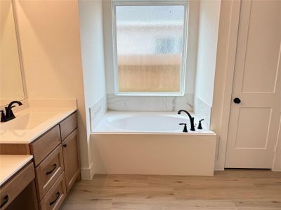 New construction Single-Family house 2235 Cold Stream Ln, Tomball, TX 77375 plan Hillcrest - image 10