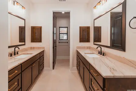 New construction Single-Family house 192 Bobby Lynn, Adkins, TX 78101 - image 10