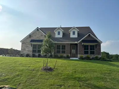 New construction Single-Family house 425 Texas Sage Trl, Weatherford, TX 76082 - image