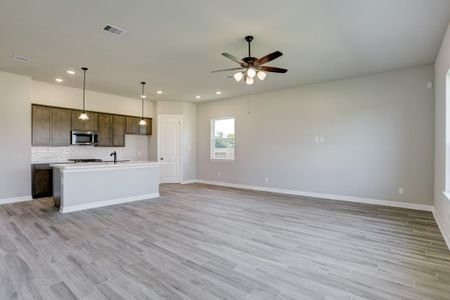 New construction Single-Family house 1606 Carefree Cir, Seabrook, TX 77586 - image 12
