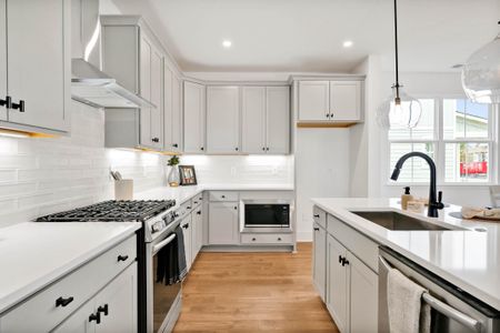 New construction Single-Family house 807 Gentle Breeze Dr, Summerville, SC 29486 plan The Madison - image 7