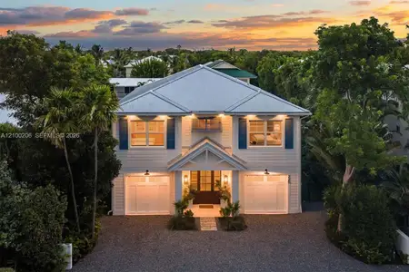 New construction Single-Family house 226 Navajo St, Tavernier, FL 33070 - image