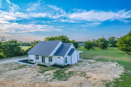 New construction Single-Family house 212 Country Ln, Malakoff, TX 75148 - image