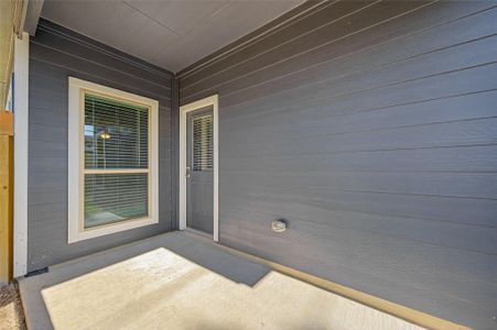 New construction Single-Family house 304 Emerald Thicket Ln, Huffman, TX 77336 - image 18