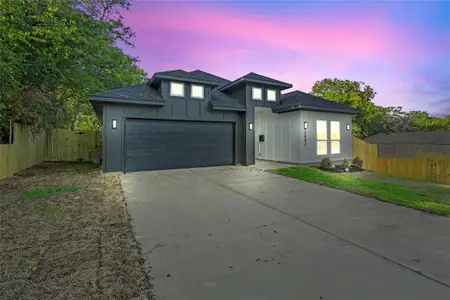 New construction Single-Family house 2443 Naoma St, Dallas, TX 75241 - image