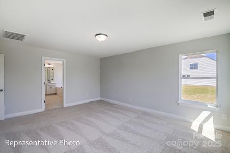 New construction Single-Family house 5104 Heathland Dr, Unit 73, Charlotte, NC 28215 Cypress - photo 36 36