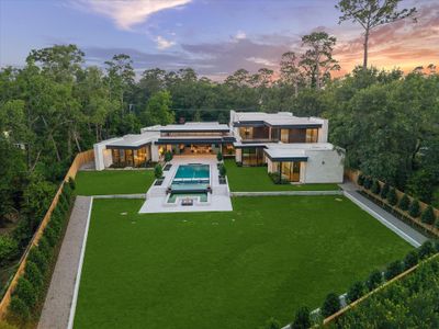 New construction Single-Family house 9010 Memorial Dr, Houston, TX 77024 - image