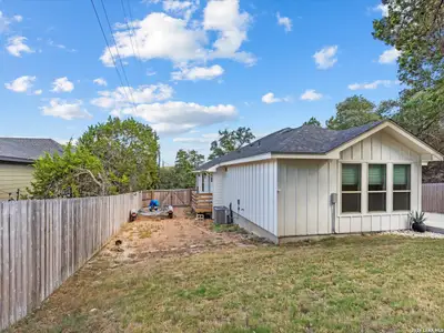 New construction Single-Family house 1463 Bonnyview, Canyon Lake, TX 78133 - image