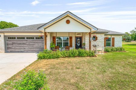 New construction Single-Family house 129 Hogan St, Comanche, TX 76442 - image