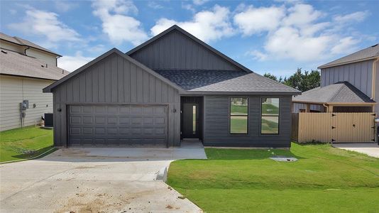 New construction Single-Family house 5700 Barkridge Dr, Granbury, TX 76048 - image