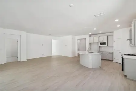 New construction Single-Family house 19689 Fort King Run, Brooksville, FL 34601 - image 4