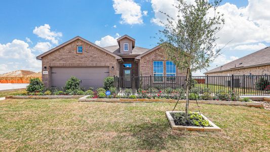 New construction Single-Family house 1935 Jackson St, Cleburne, TX 76033 null- photo 0 0