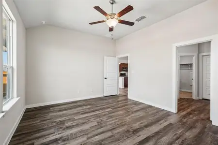 New construction Single-Family house 11931 Avian Ave, Conroe, TX 77303 plan Juniper - image 16