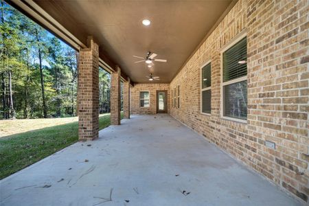 New construction Single-Family house 162 Bighorn Rd, New Waverly, TX 77358 - image 4