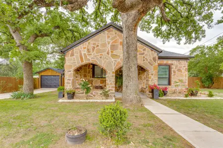 New construction Single-Family house 315 Cleveland Ave, Weatherford, TX 76086 - image