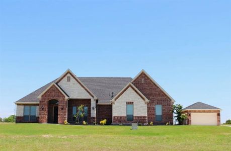 New construction Single-Family house 1019 Kingsley Ct, Weatherford, TX 76087 - image