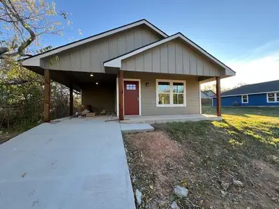 New construction Single-Family house 1210 S Travis Ave, Denison, TX 75021 - image