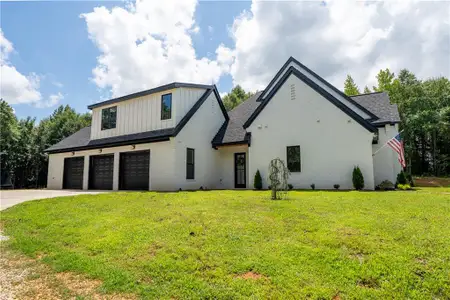 New construction Single-Family house 860 W Ridgeway Rd, Maysville, GA 30558 - image