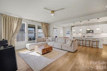 New construction Single-Family house 14107 Belmont Greene Dr, Charlotte, NC 28213 - image 11