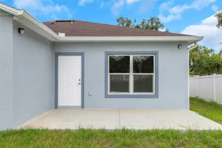 New construction Single-Family house 8505 N Brooks St, Tampa, FL 33604 - image