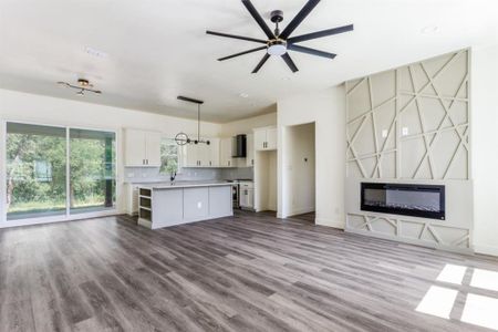 New construction Single-Family house 101 Jim Walters Dr, Runaway Bay, TX 76426 null- photo 2 2