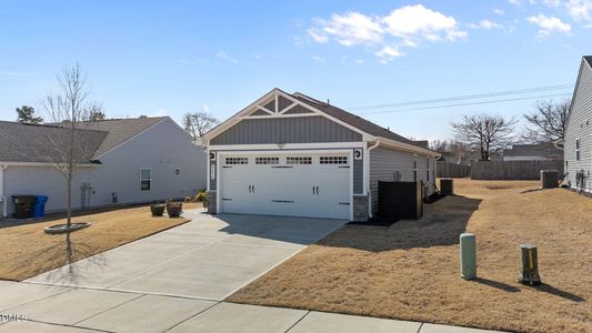 New construction Single-Family house 8606 Kenridge Ln, Fuquay Varina, NC 27526 - image