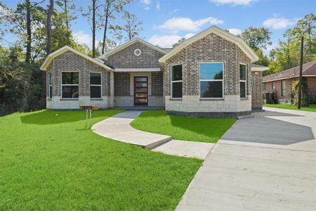 New construction Single-Family house 1807 Nogalus Dr, Houston, TX 77532 null- photo 0 0