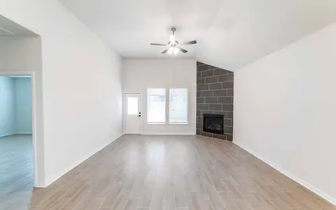 New construction Single-Family house 1715 Quick Ivy Rd, San Antonio, TX 78245 Montauk- photo 19 19
