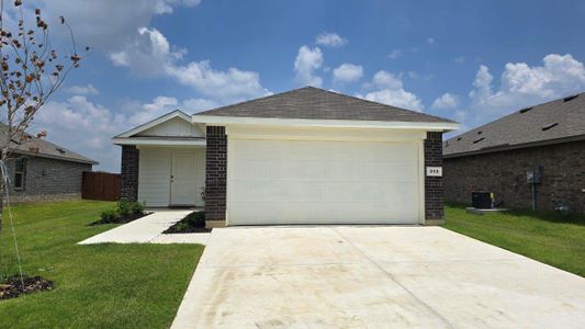 New construction Single-Family house 313 Trail Ct, Keene, TX 76059 plan Estero - image