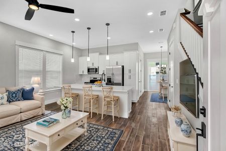 New construction Single-Family house 575 Gonzales Ave, Jacksonville Beach, FL 32250 null- photo 6 6