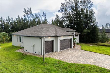 New construction Single-Family house 15761 Aqua Cir, Port Charlotte, FL 33981 - image