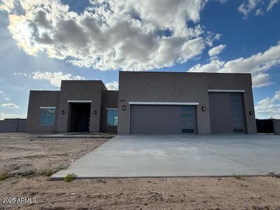 New construction Single-Family house 32684 N 213Th Dr, Buckeye, AZ 85326 - image